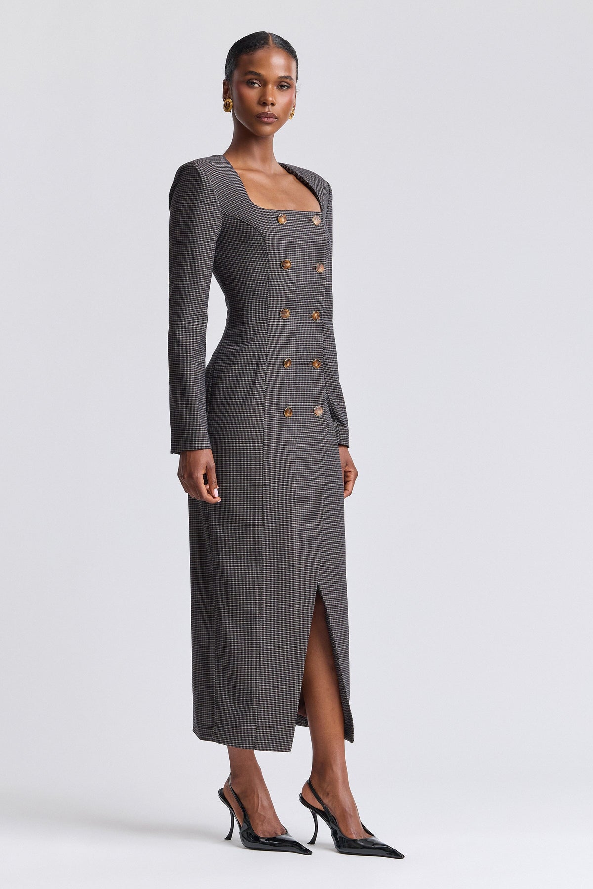 Brown plaid maxi dress with a square neck and long sleeves - Shop women's cute maxi dresses by Avec Les Filles.