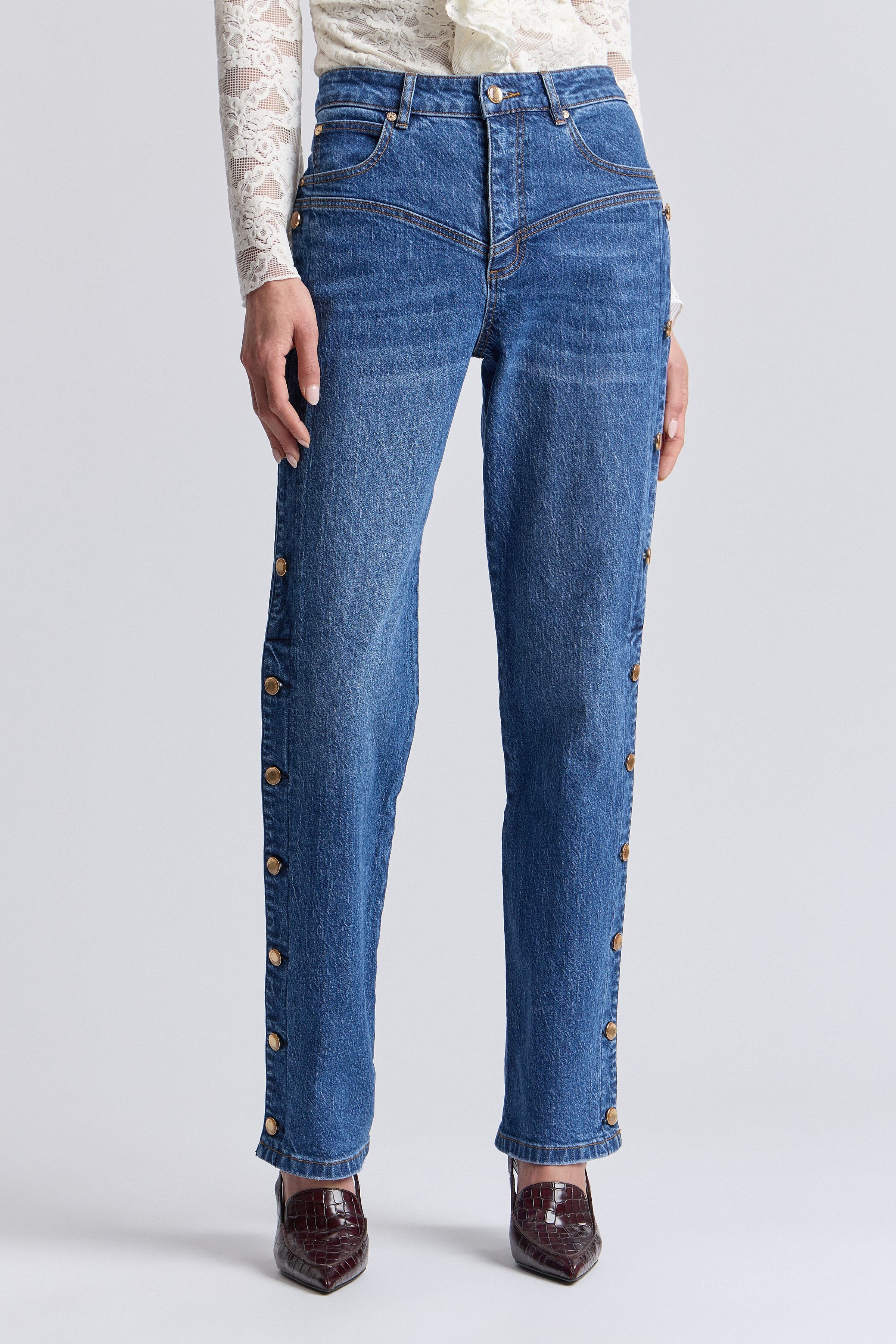 Embellished blue straight leg jeans for women with a high-rise waistband. Shop cute denim jeans by Avec Les Filles.