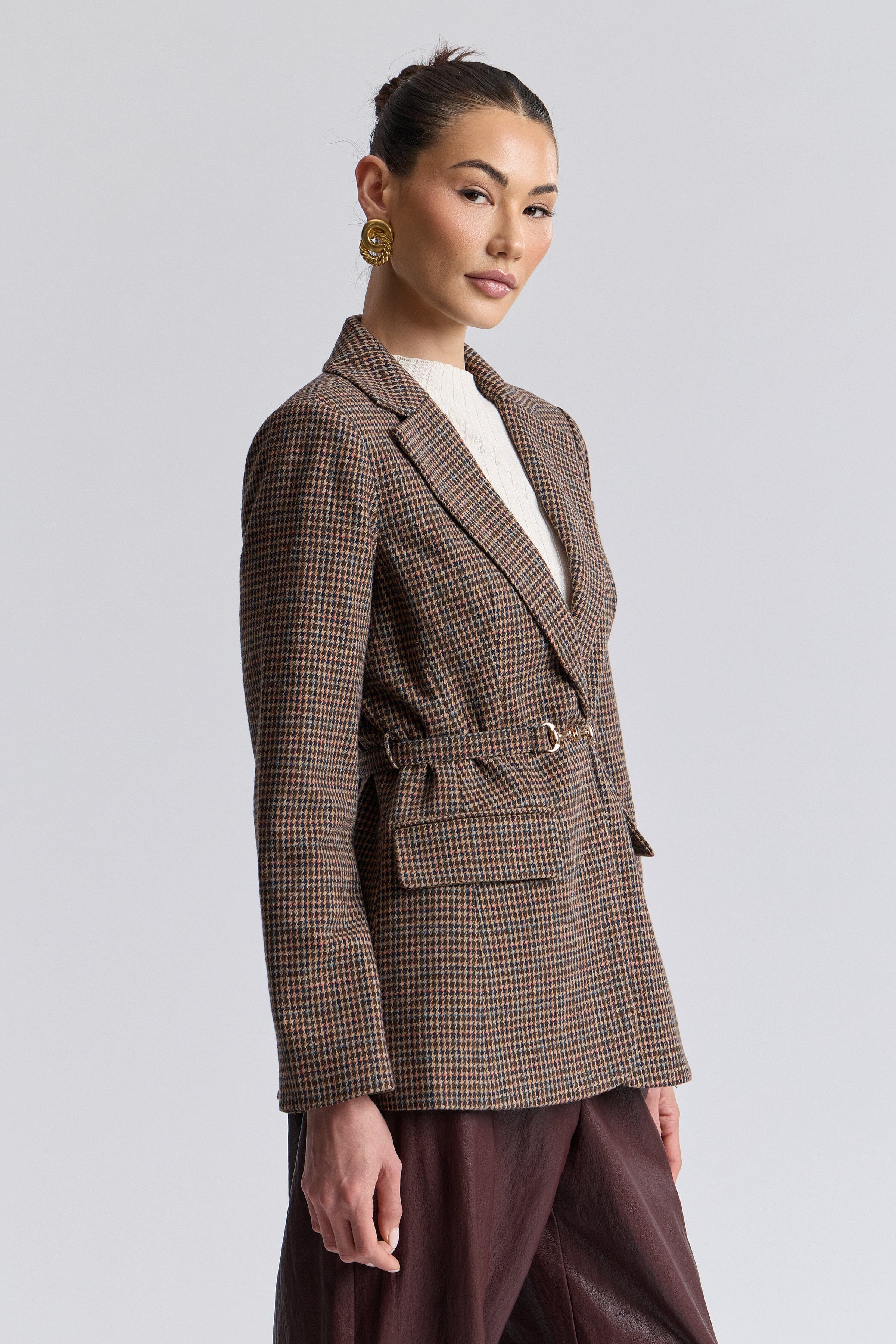 Single-breasted brown houndstooth pattern blazer with removable belt - Shop women's blazer jackets by Avec Les Filles