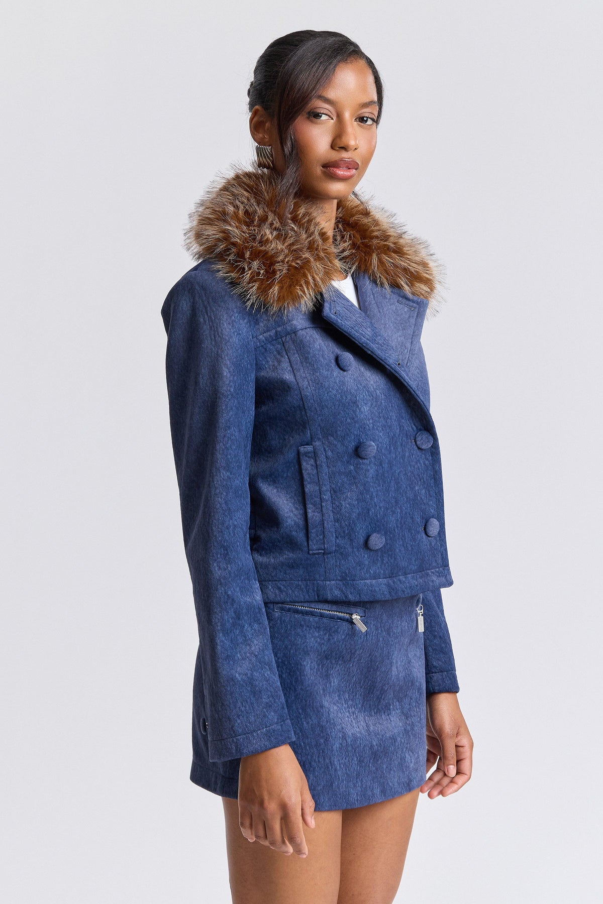 Blue double-breasted faux fur trim coat with detachable collar - Shop women's cute coat jackets by Avec Les Filles.