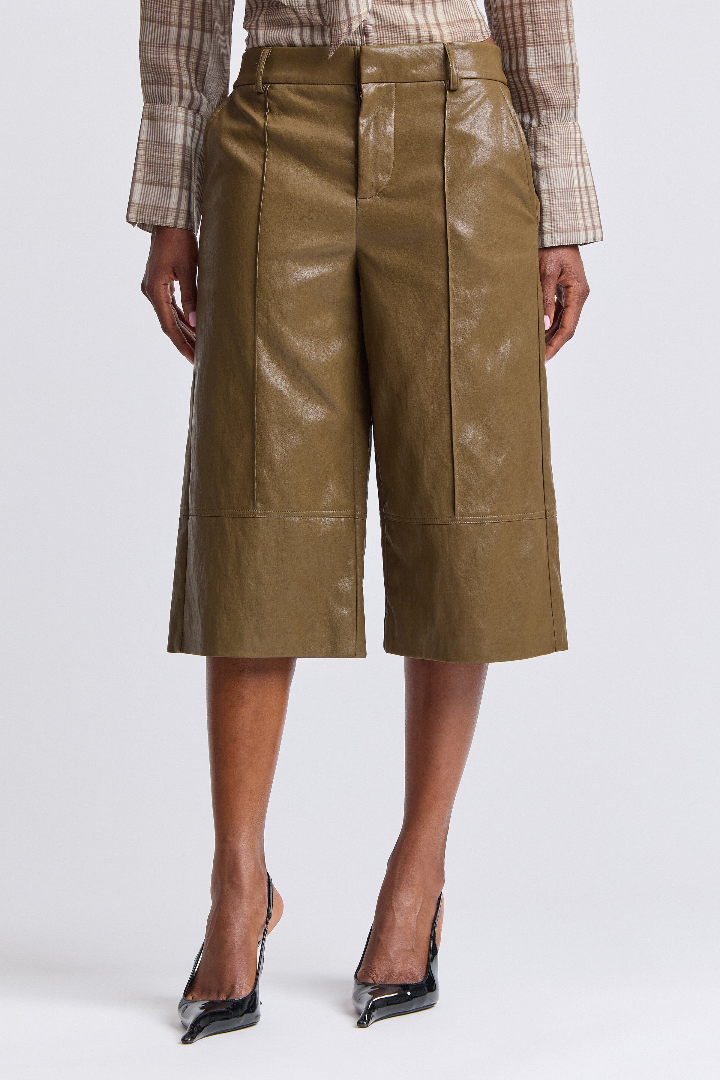 Olive green womens culottes knee length with a high waist - Shop women's cute trouser culottes by Avec Les Filles.