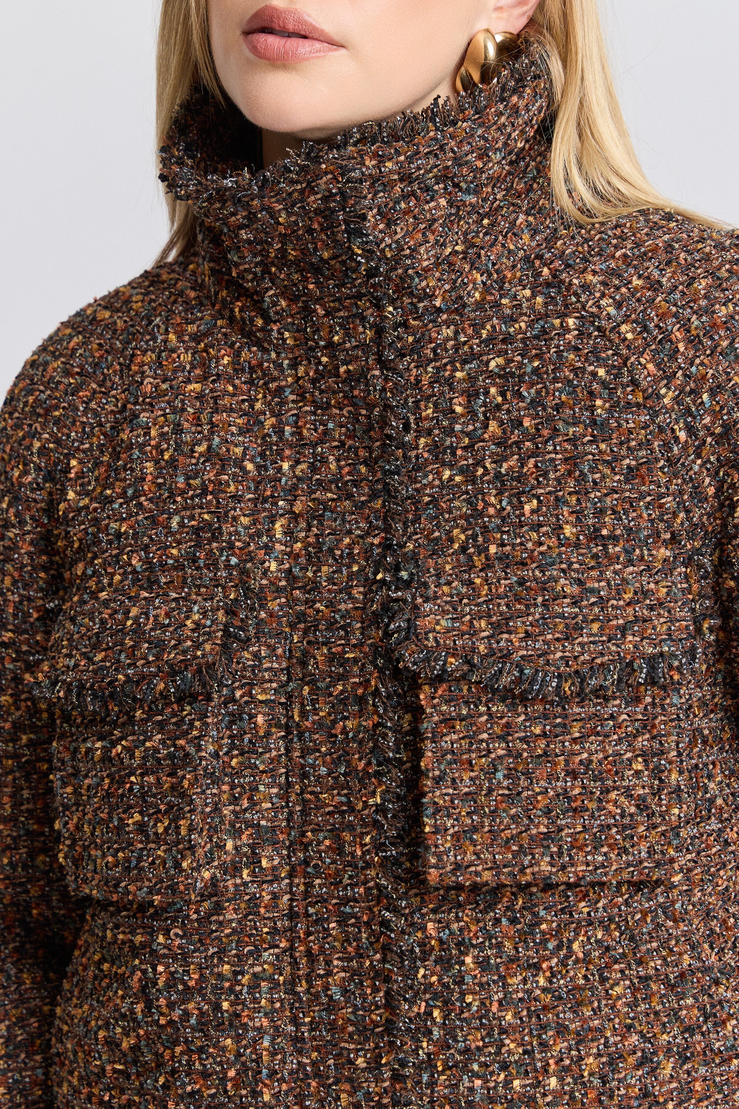 Cropped brown puffer jacket women with front pockets - Shop designer cropped jackets by Avec Les Filles.