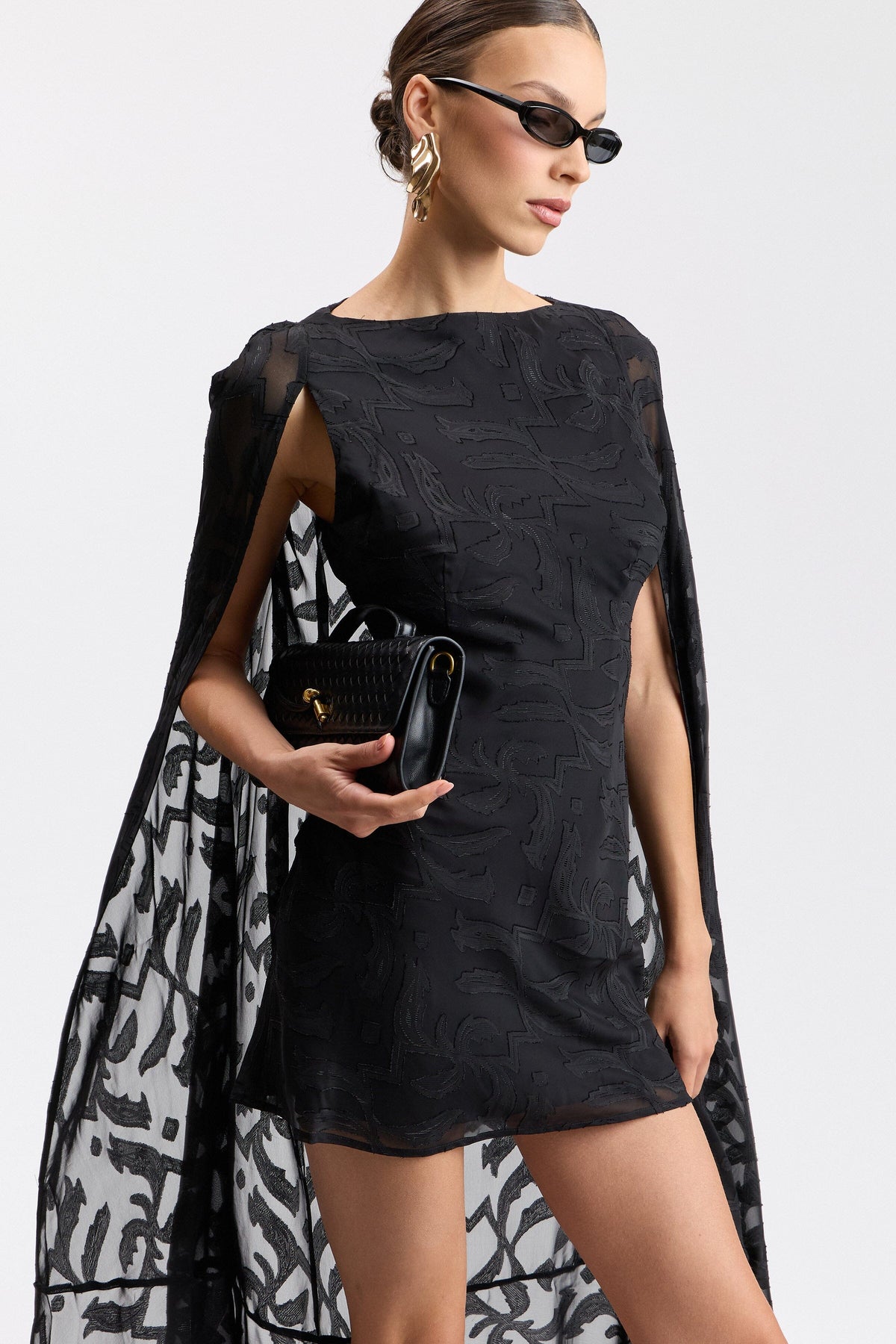 Chiffon jacquard sleeveless mini cape dress formal - Shop women's cute mini cape dresses by Avec Les Filles.