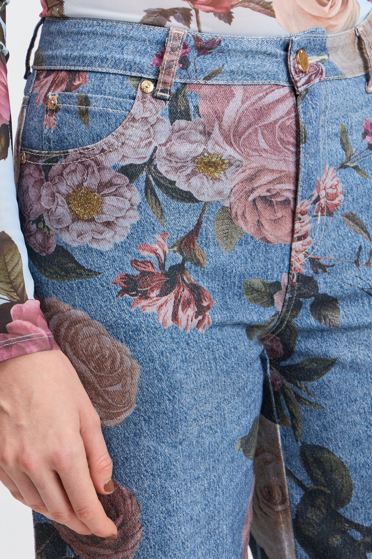 Blue denim floral wide leg jeans with a high-rise waist. Shop women's wide leg denim jeans by Avec Les Filles.