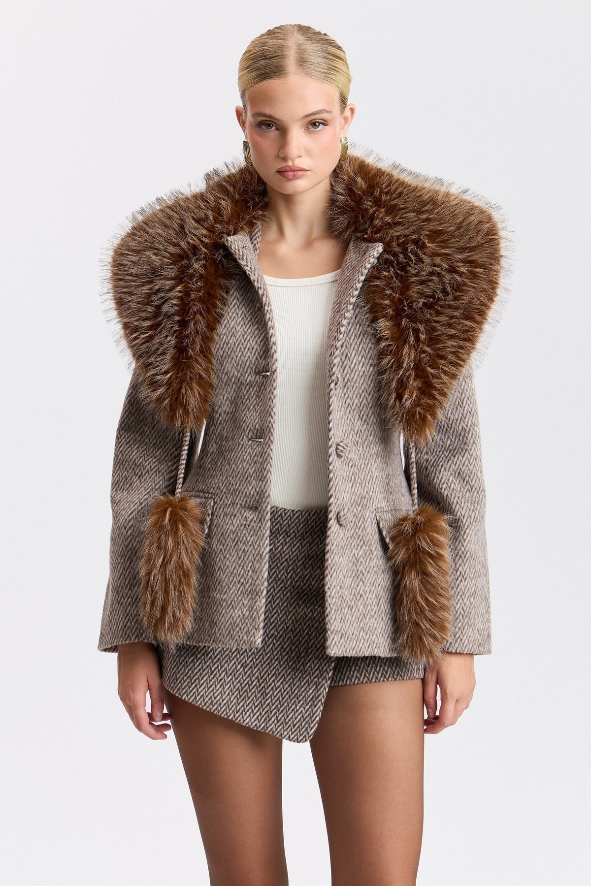 Chevron strong-shoulder grey blazer with detachable faux fur collar - Shop cute blazer jackets by Avec Les Filles.