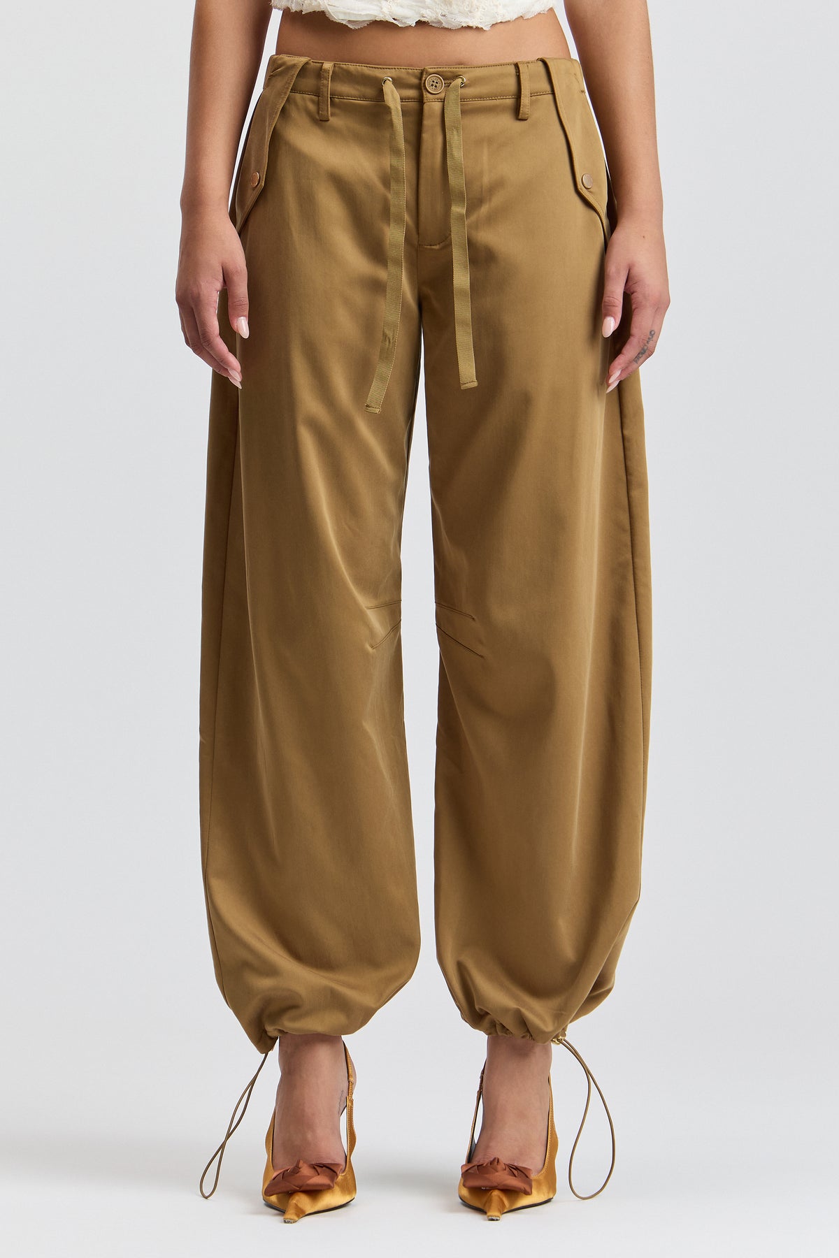 Lyocell Blend Bungee Hem Balloon Cargo Pant