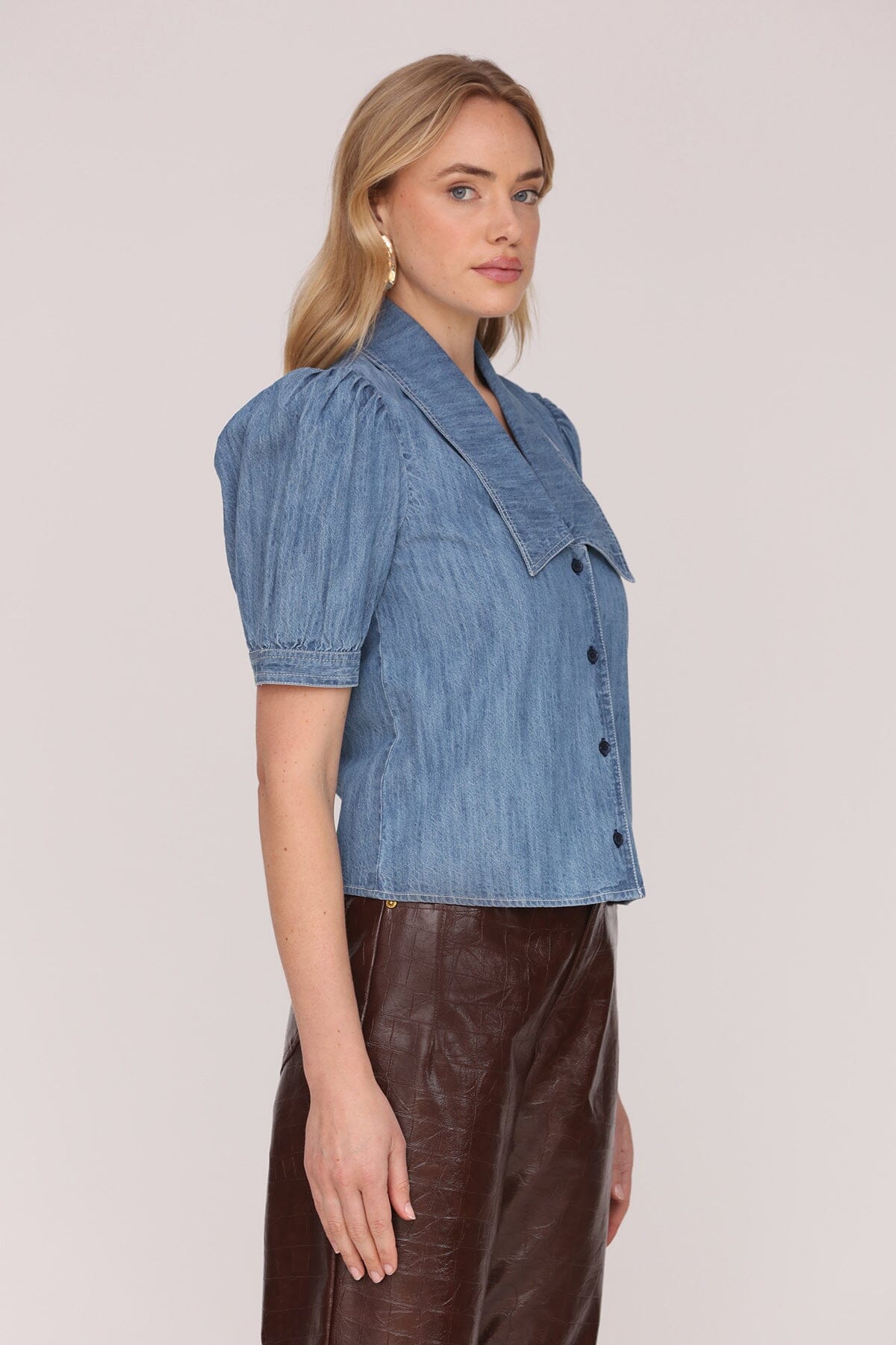 Collared Puff Sleeve Denim Top Shirts & Tops Avec Les Filles 
