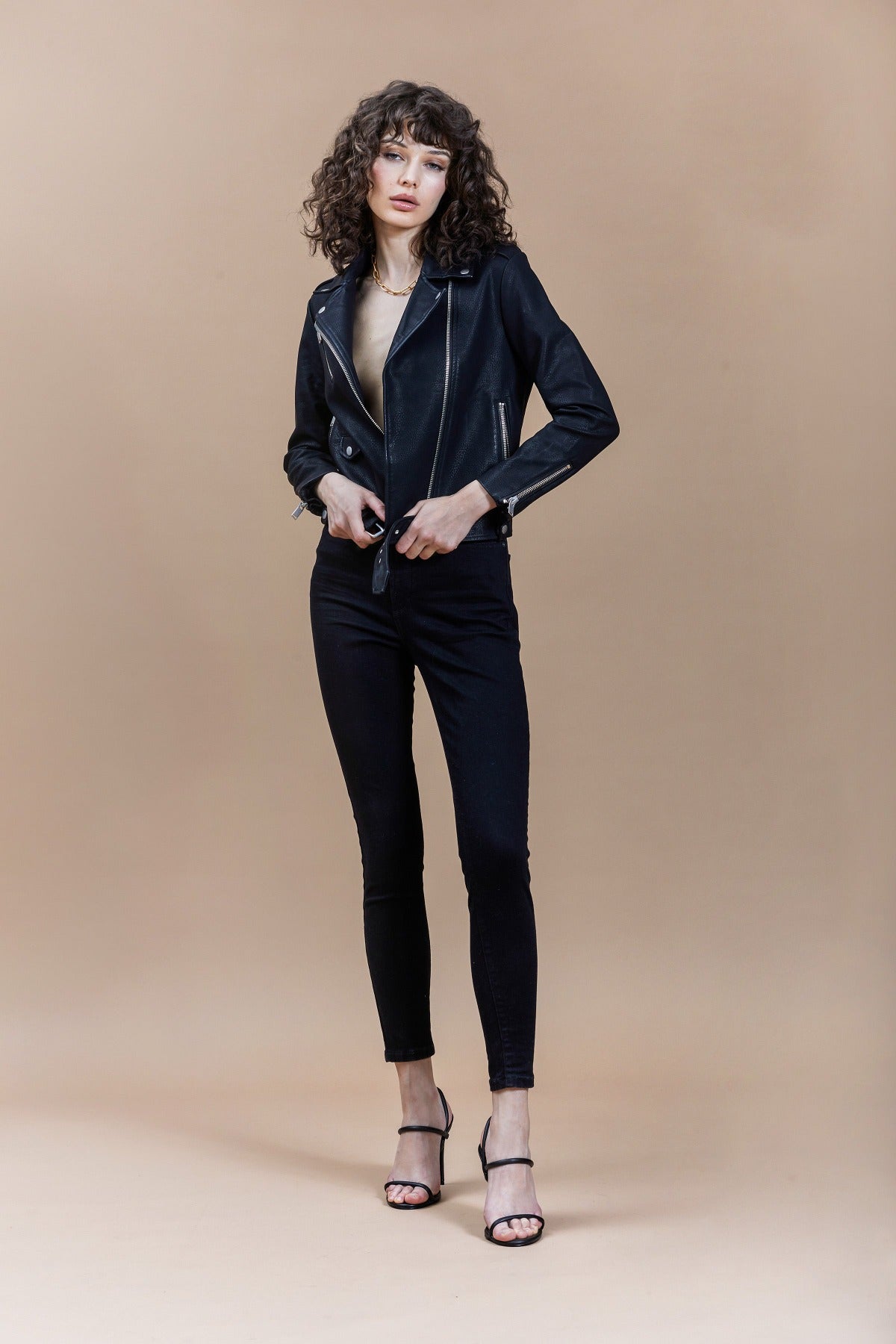 High Waist Sculpt Skinny Jean Black Rinse Wash - Figure Flattering Designer Fashion Jeans for Women