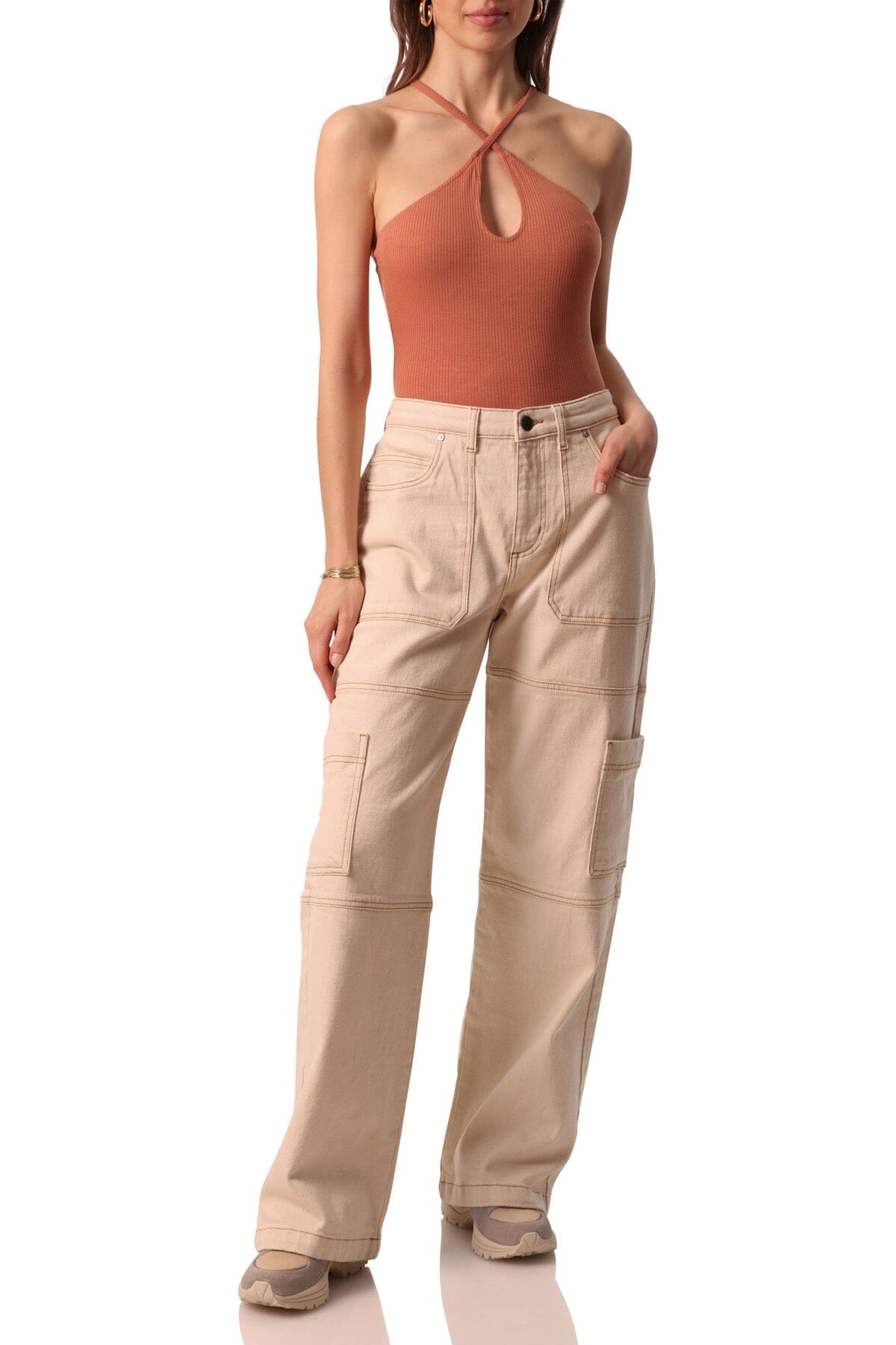 mid rise stretch denim cargo pants ecru beige - flattering designer fashion pant for women
